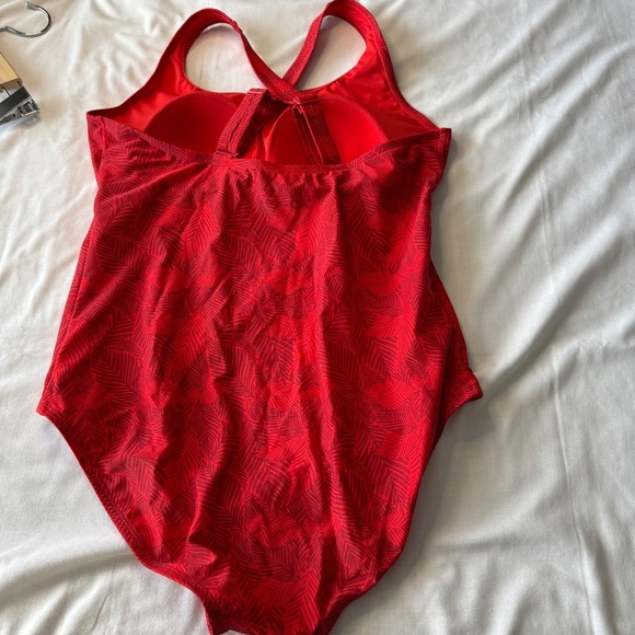ROOTS Women's One-Piece Swimsuit 14 Allover Leaf Print Criss-Cross Straps Red - Picture 4 of 15